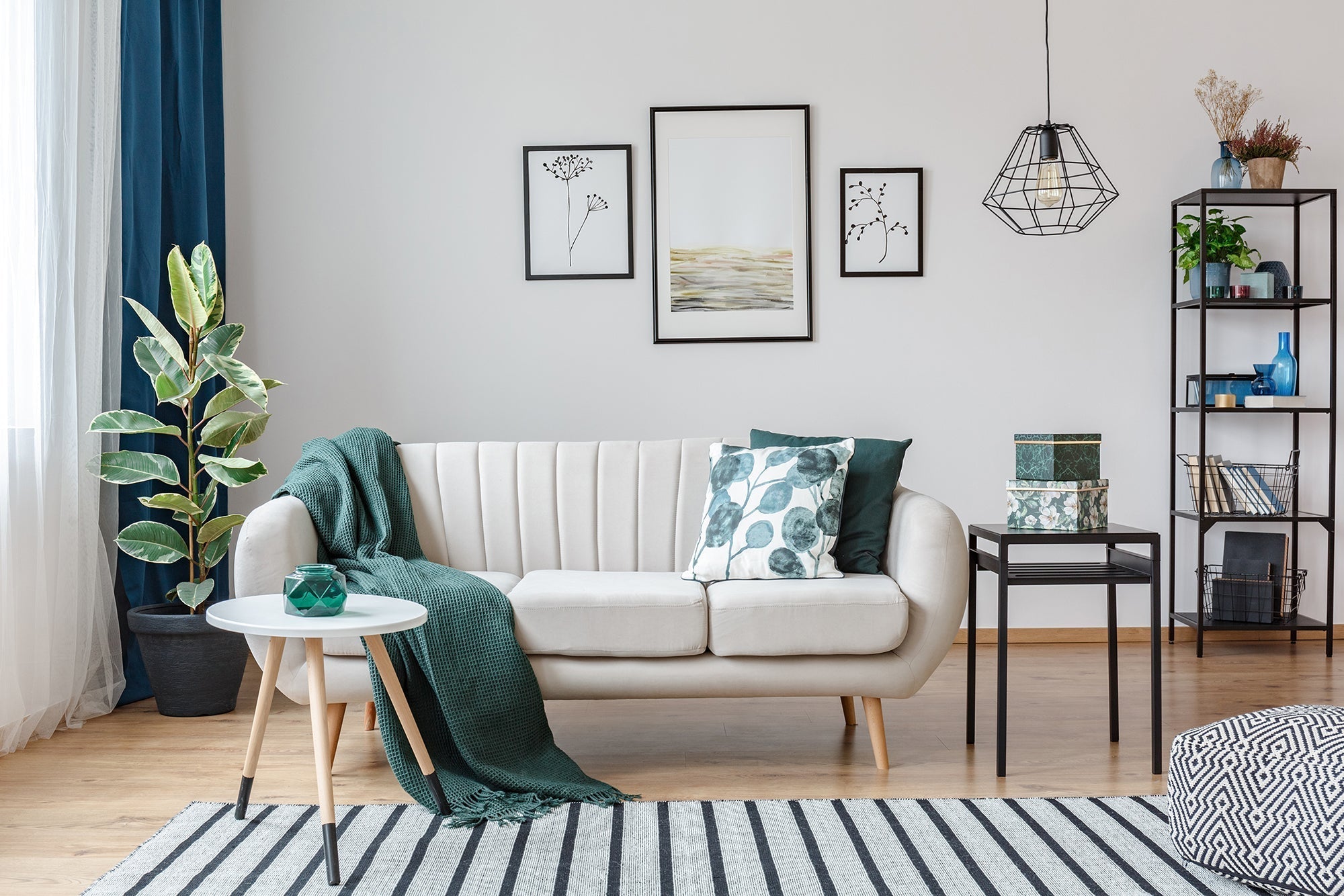 Trenduri 2025 în Design Interior: Cum integrezi mobilierul handmade din metal în casa t