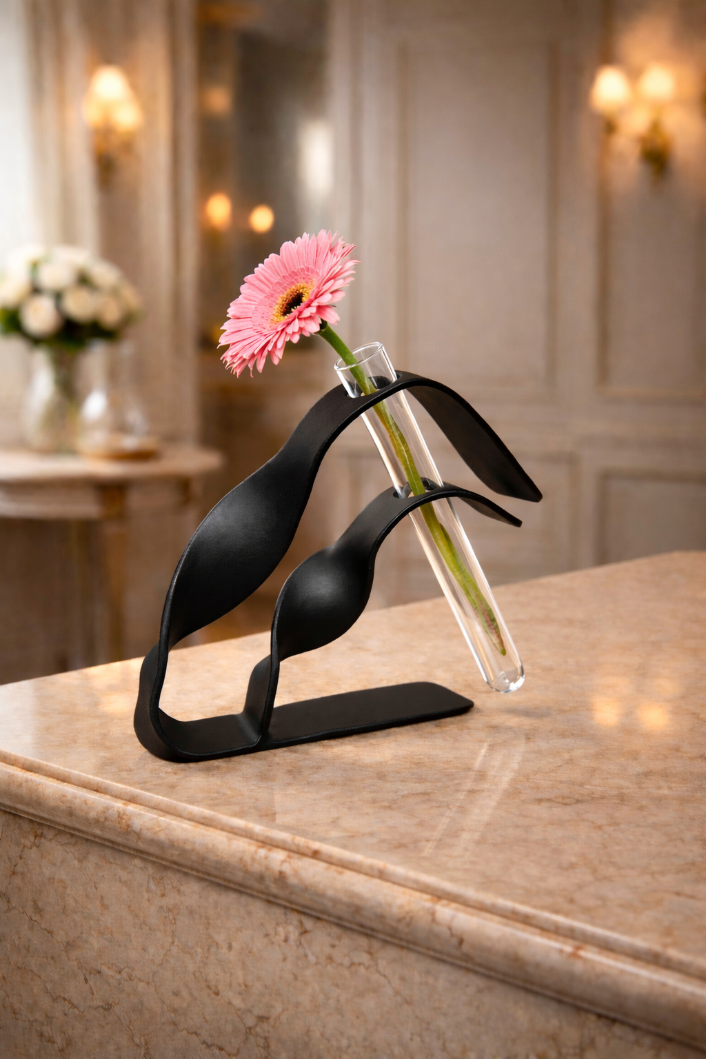 Vază minimalistă LEAFLINE cu eprubetă pentru plante - suport negru mat - FROMRO