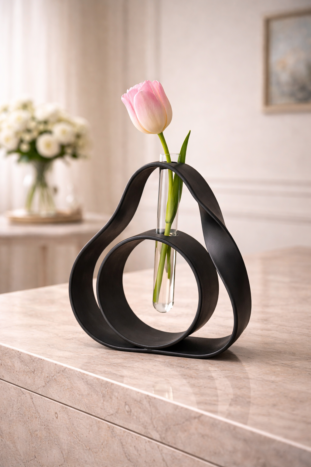 Vază decorativă Flow cu eprubetă – finisaj negru mat - FROMRO